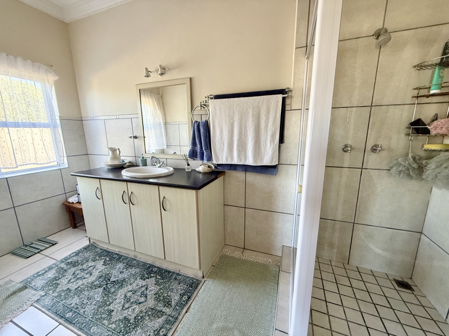 8 Bedroom Property for Sale in Long Acres Country Estate Western Cape
